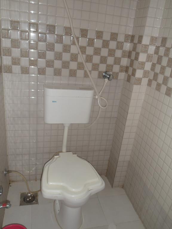 Dwārka Hotel Madhusudan الغرفة الصورة